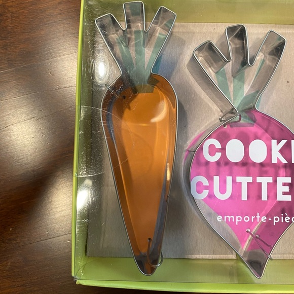NWT Bunny Cookie Cutter Set - Picture 7 of 7